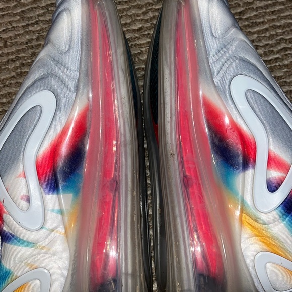 RARE Nike Grey/Teal/Pink Air Max 720 - Picture 3 of 5